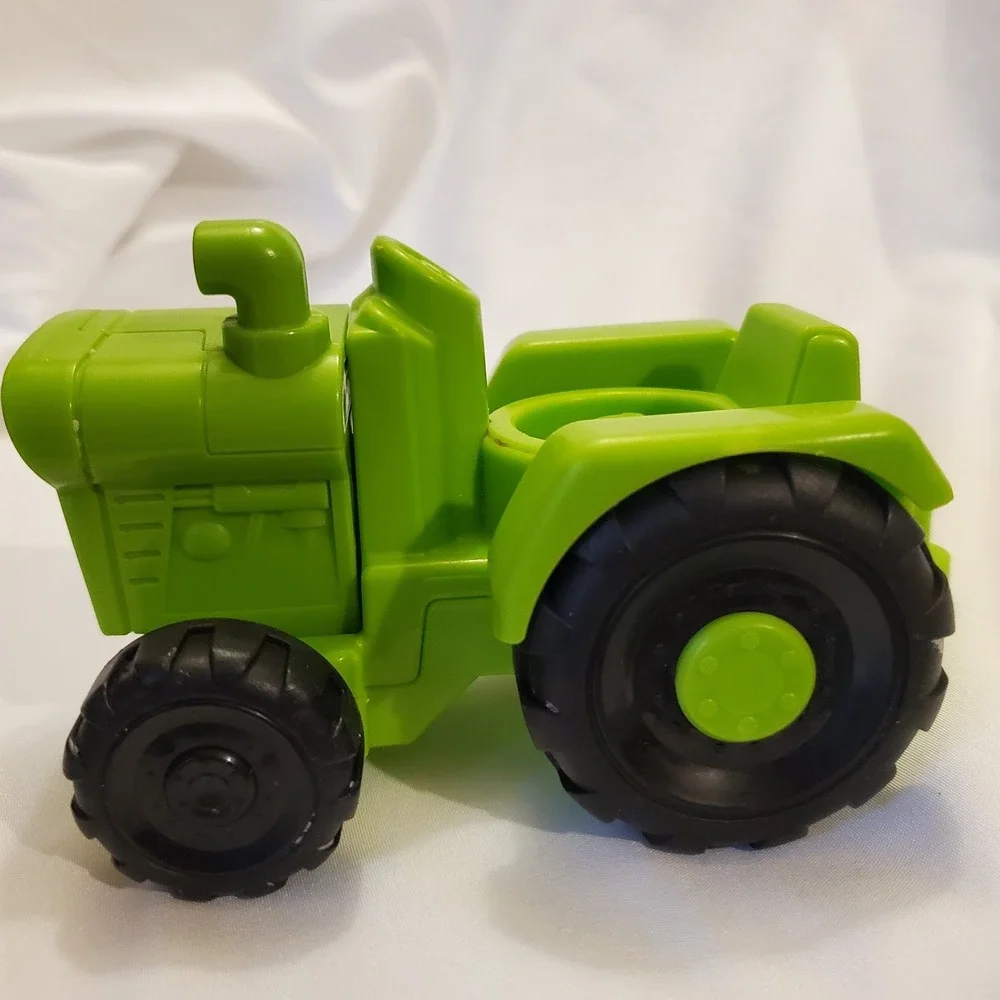 Fisher Price Little People Helpful Harvest Tractor‎ Mattel Green Movable